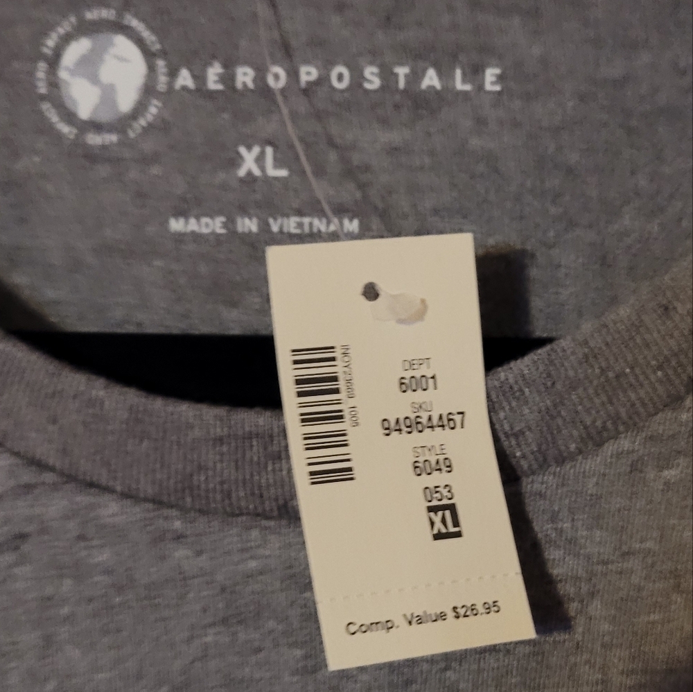 Aeropostale Gray Graphic T-Shirt - Picture 2 of 4